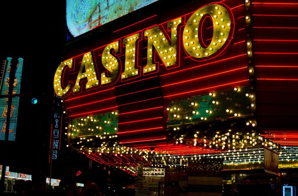 Houdini Outstanding Magical Game Play with Free Spins